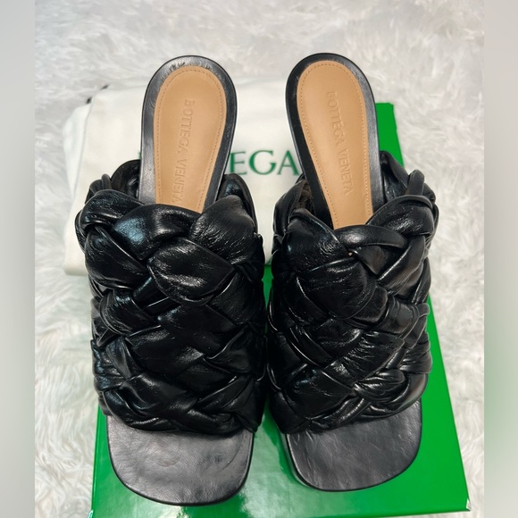 Bottega Veneta Ladies Intrecciato Board Weave Sandals - Picture 2 of 14